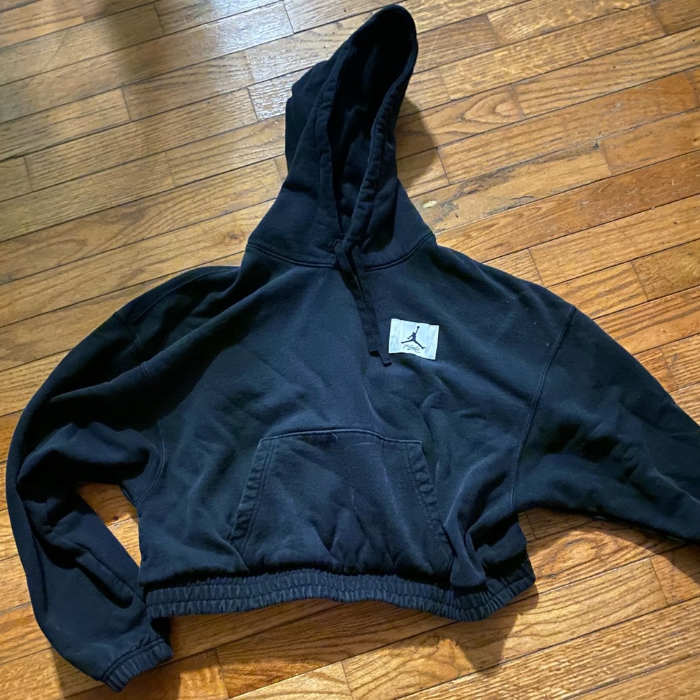 Cropped Jordan hoodie